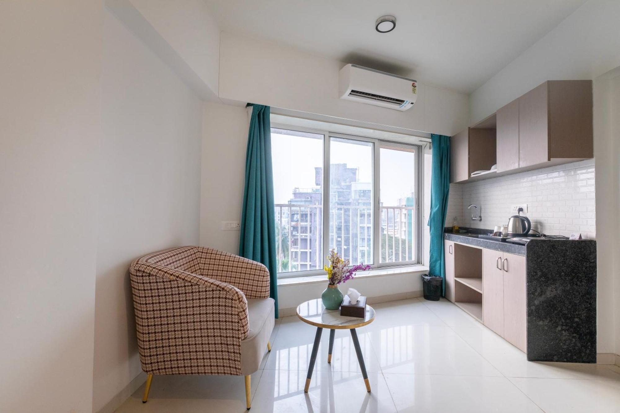 The Orion Premium Suites Mumbai Exteriör bild
