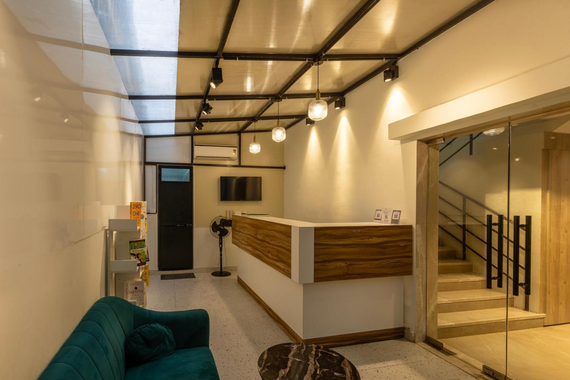 The Orion Premium Suites Mumbai Exteriör bild
